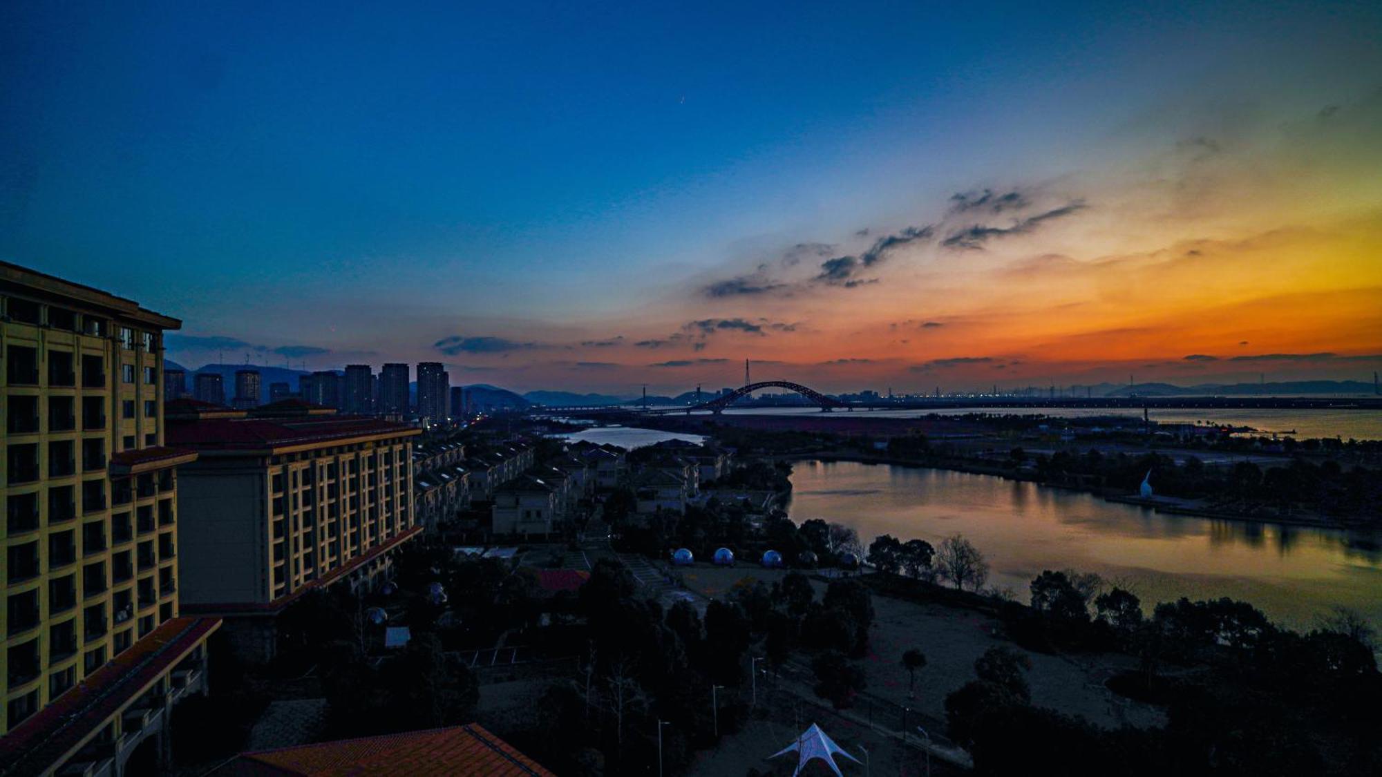 Hotel Doubletree By Hilton Ningbo - Chunxiao Zewnętrze zdjęcie