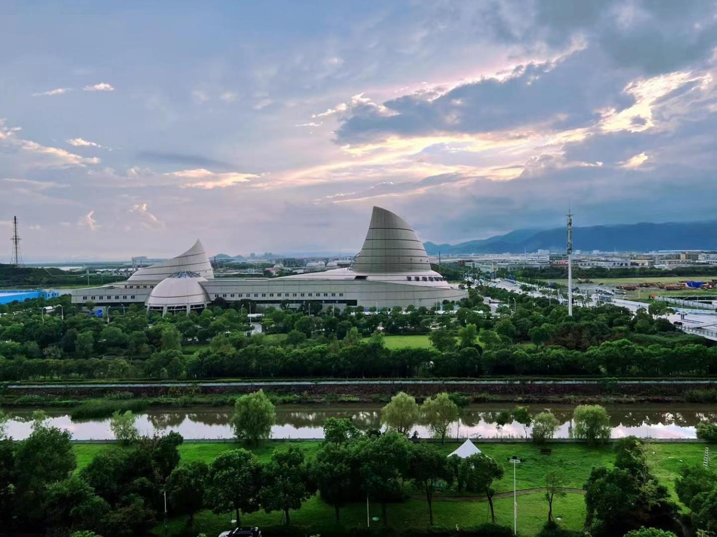 Hotel Doubletree By Hilton Ningbo - Chunxiao Zewnętrze zdjęcie
